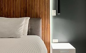 Zen Gardens Apartment, 350 Yards From Eagle Beach!